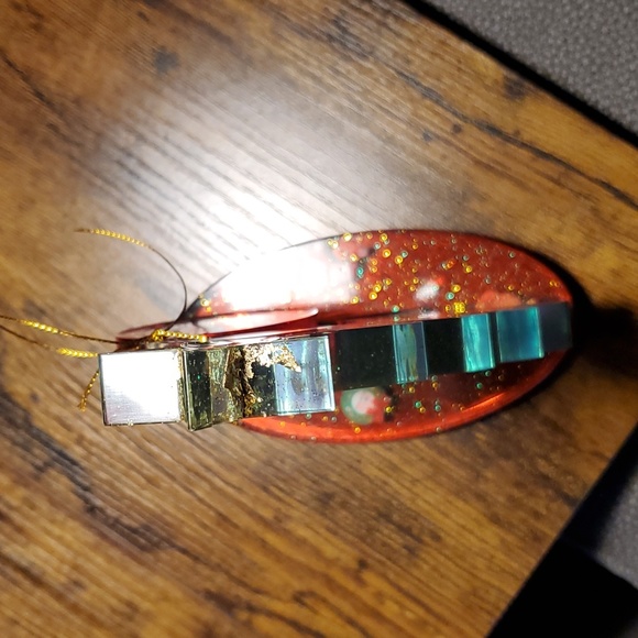 Epoxy Resin Christmas Tree Table Top Decoration - Picture 3 of 6